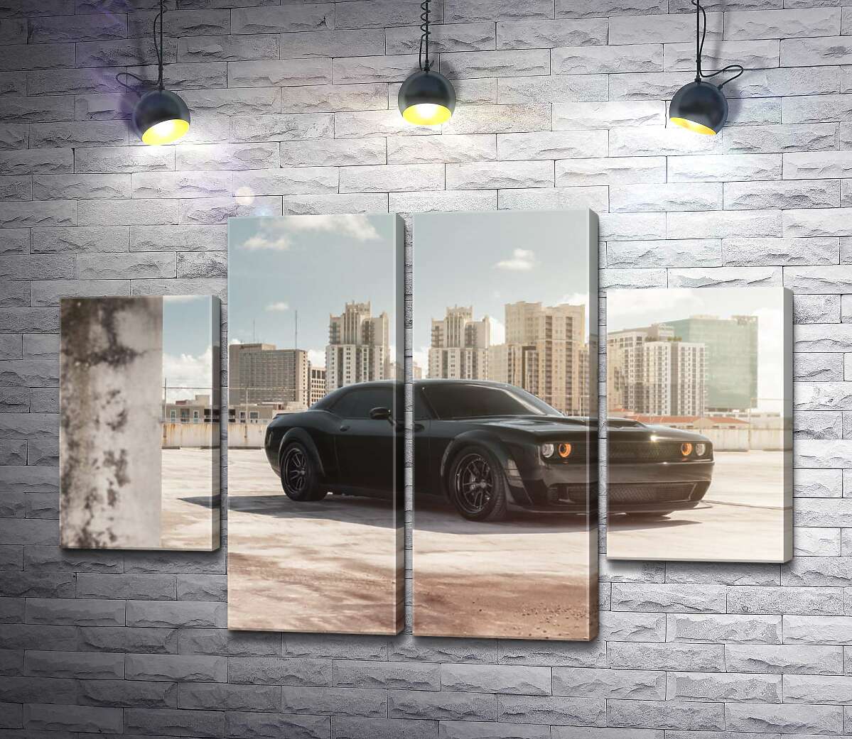 модульна картина Чорний автомобіль Dodge Challenger Hellcat на фоні будинків (Модуль №20)