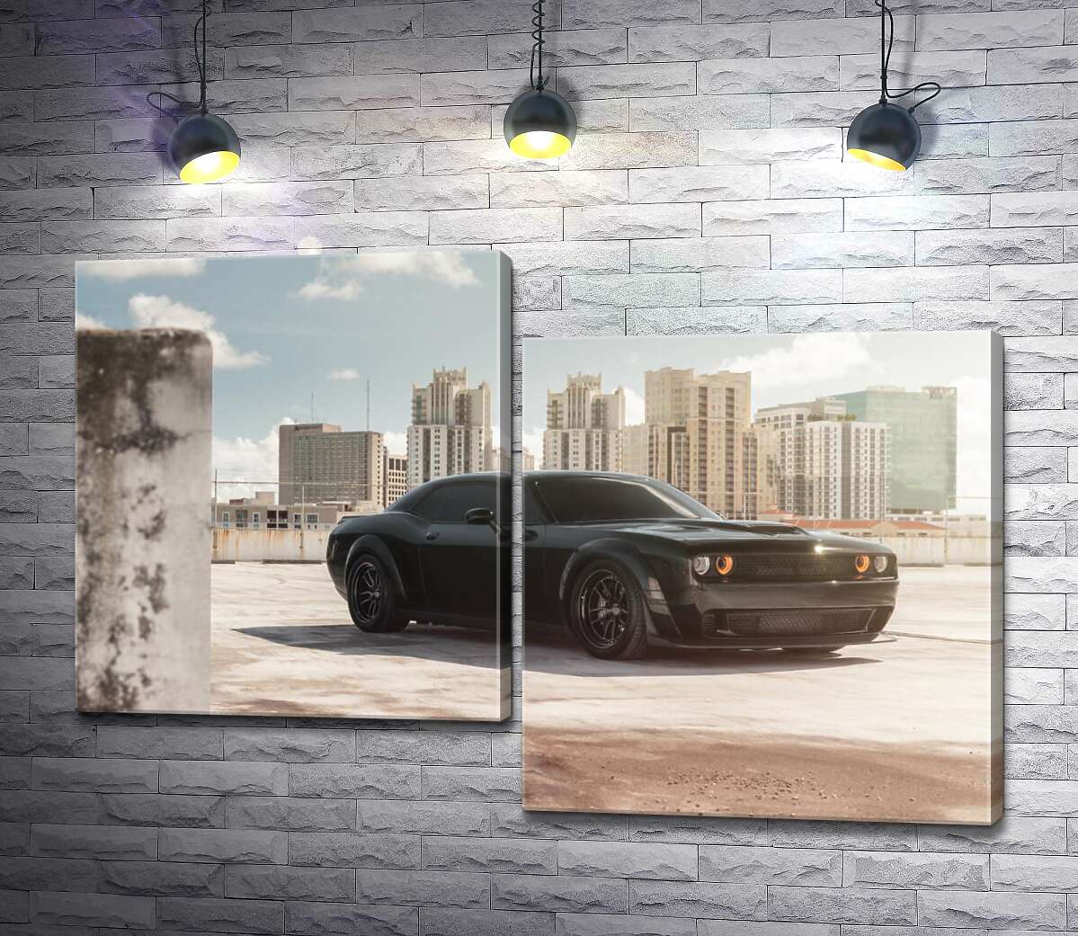 модульна картина Чорний автомобіль Dodge Challenger Hellcat на фоні будинків (Модуль №9)