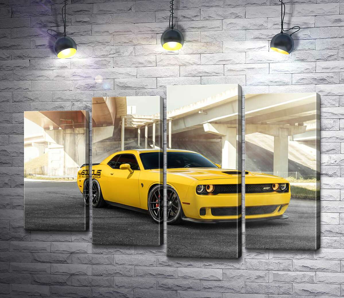 модульная картина Желтый автомобиль Dodge Challenger Hellcat остановился под мостом (Модуль №3)