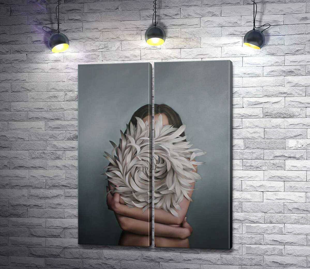 модульная картина Венок перьев перед лицом девушки – Эми Джадд (Amy Judd)