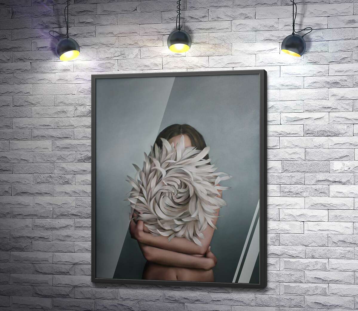 постер Венок перьев перед лицом девушки – Эми Джадд (Amy Judd)