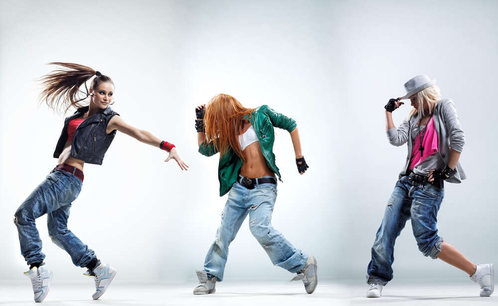 картина-постер Хіп-хоп танцюристки в русі