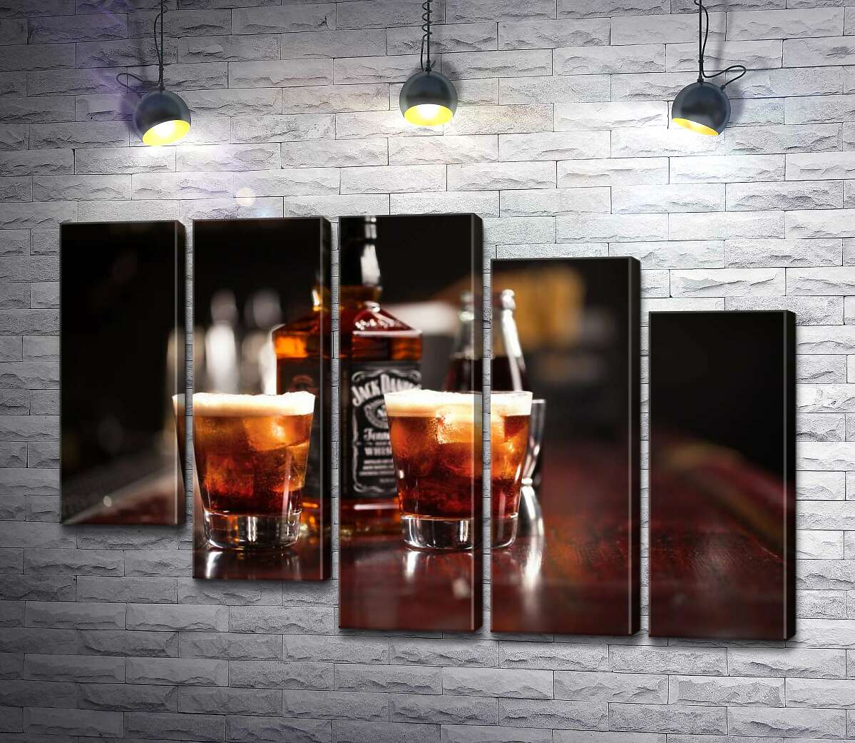 модульная картина Насыщенный цвет виски "Jack Daniel's" в стаканах (Модуль №28)