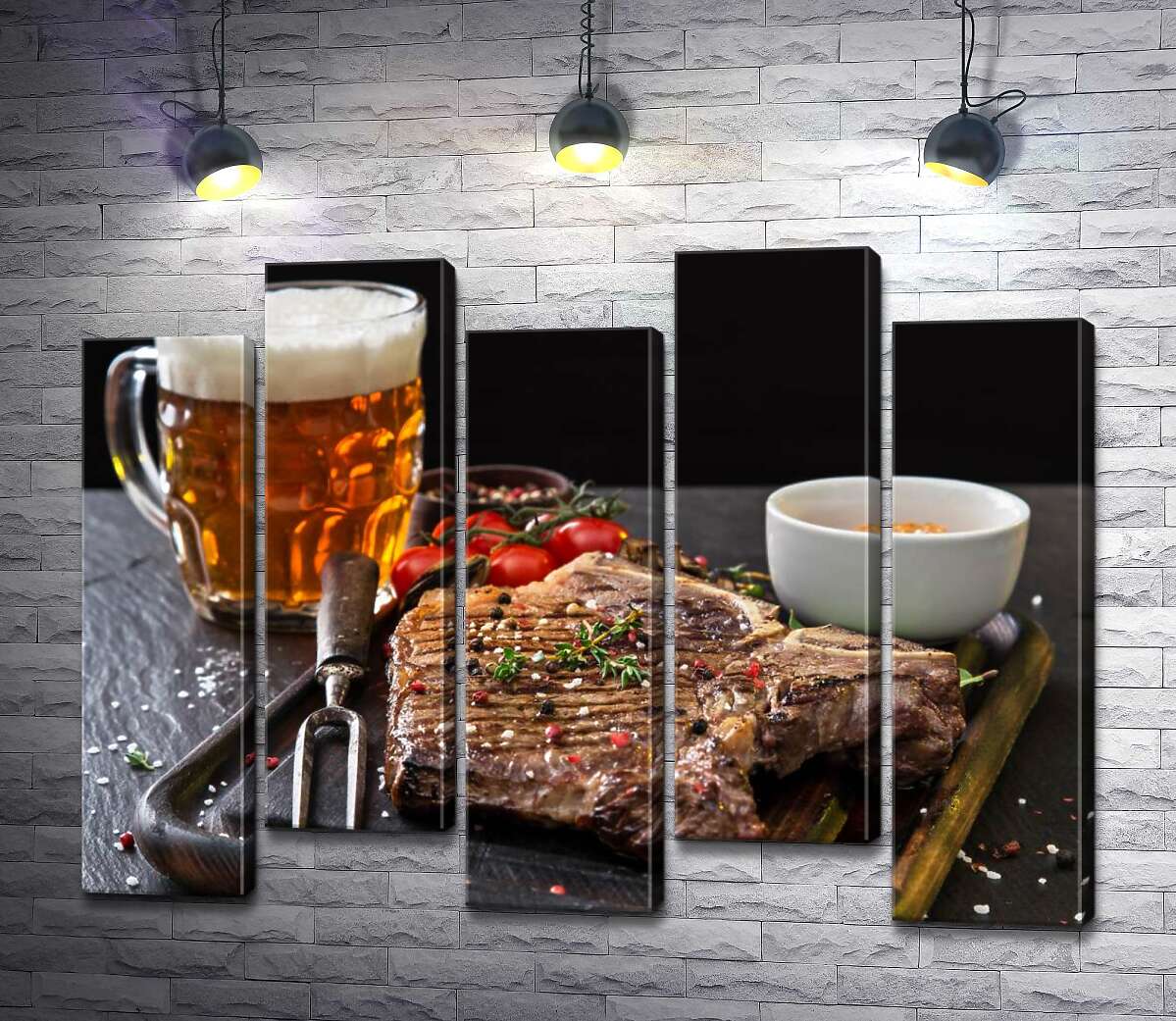 модульная картина Мясо со специями на закуску к бокалу пенистого пива (Модуль №30)