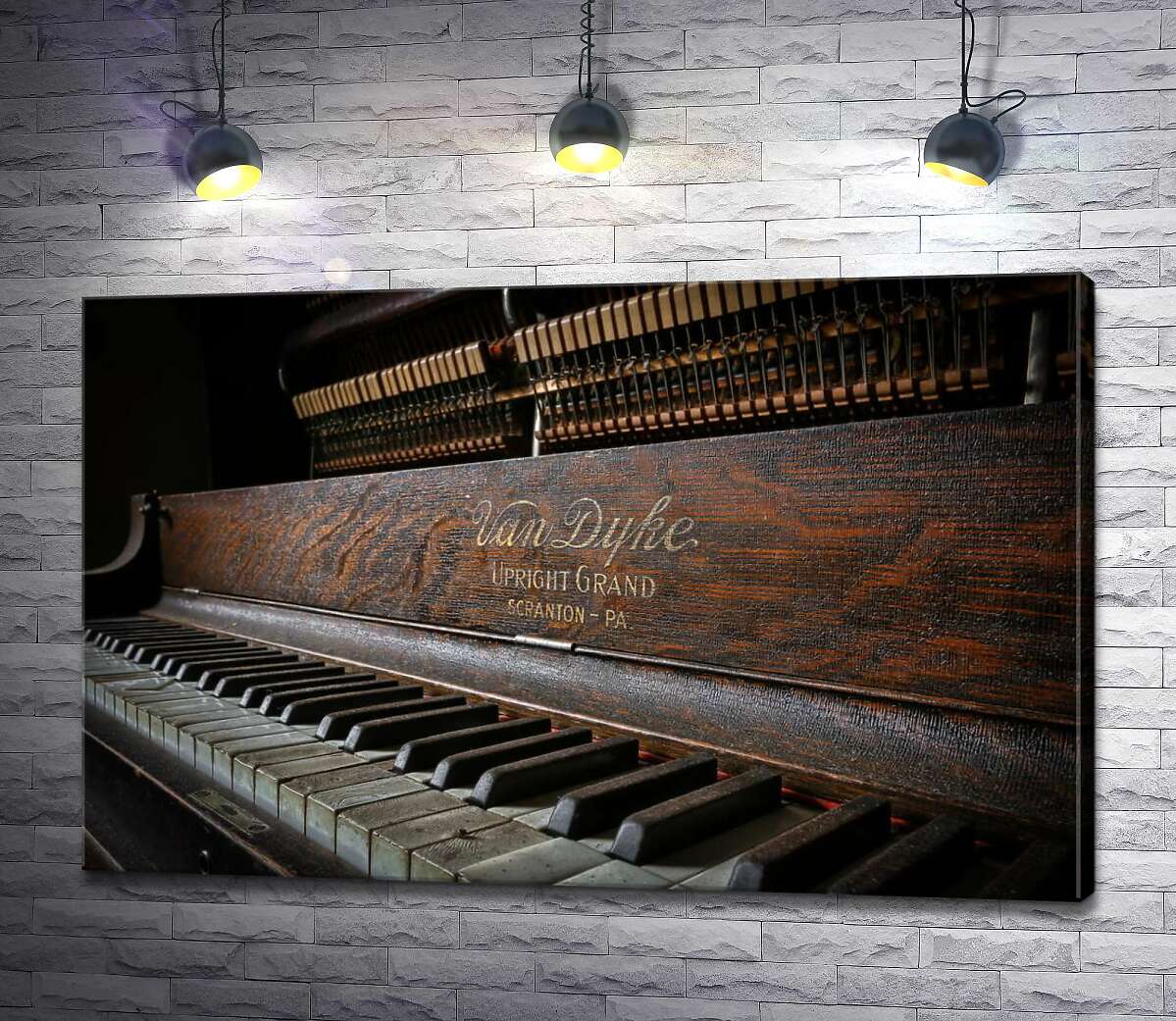 картина Стерті клавіші вінтажного фортепіано
