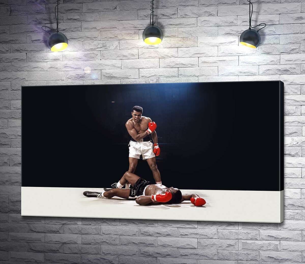 картина Переможець боксер Мухаммед Алі (Muhammad Ali) стоїть над переможеним  Сонні Лістоном (Sonny Liston)