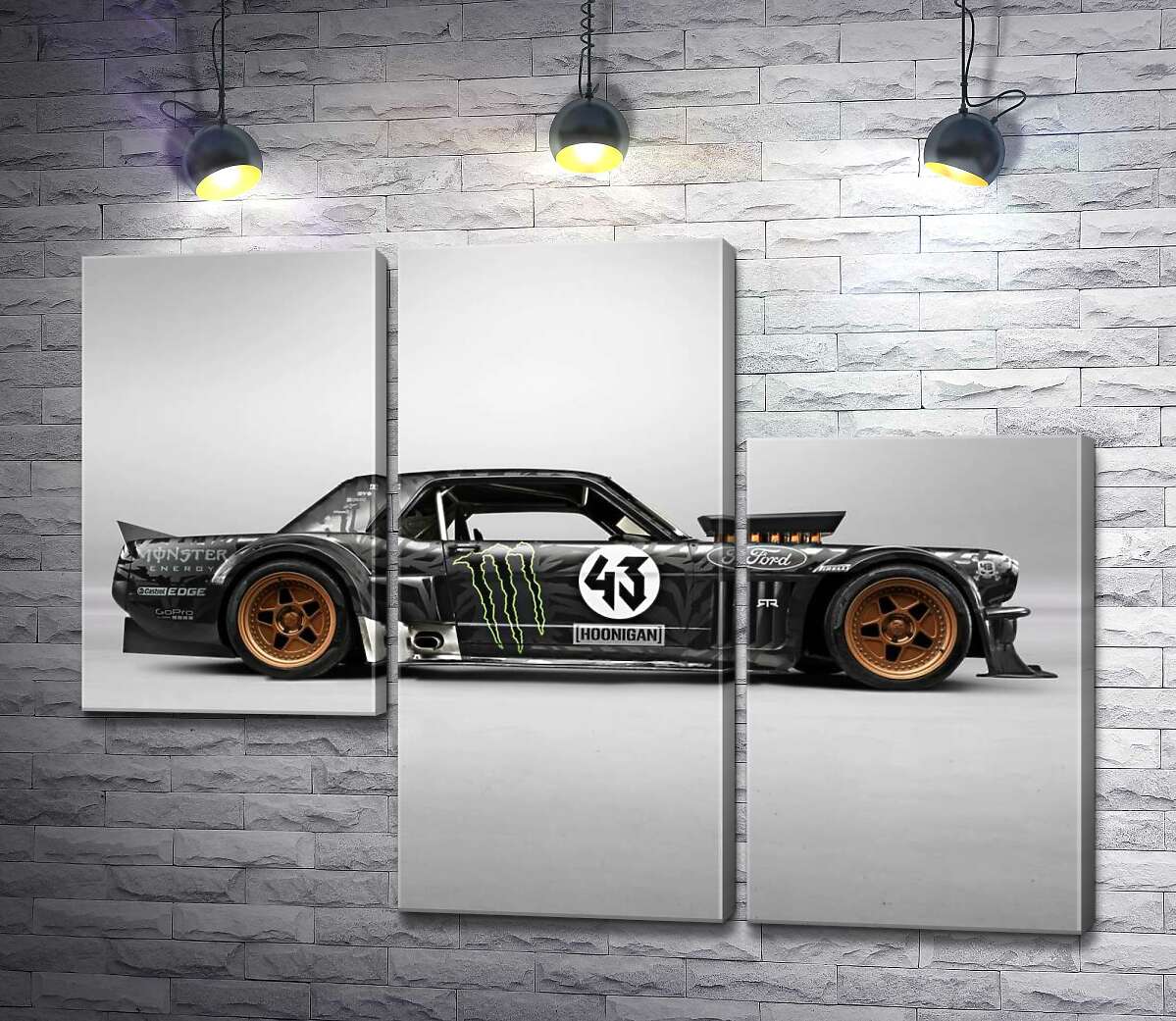 модульная картина Тюнингованный автомобиль Ford Mustang Hoonicorn автогонщика Кена Блока (Модуль №13)