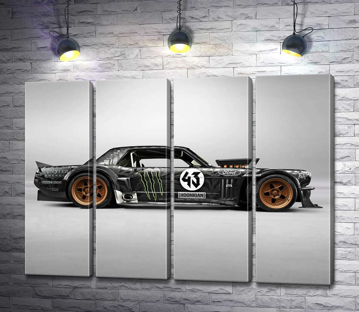 модульная картина Тюнингованный автомобиль Ford Mustang Hoonicorn автогонщика Кена Блока (Модуль №24)