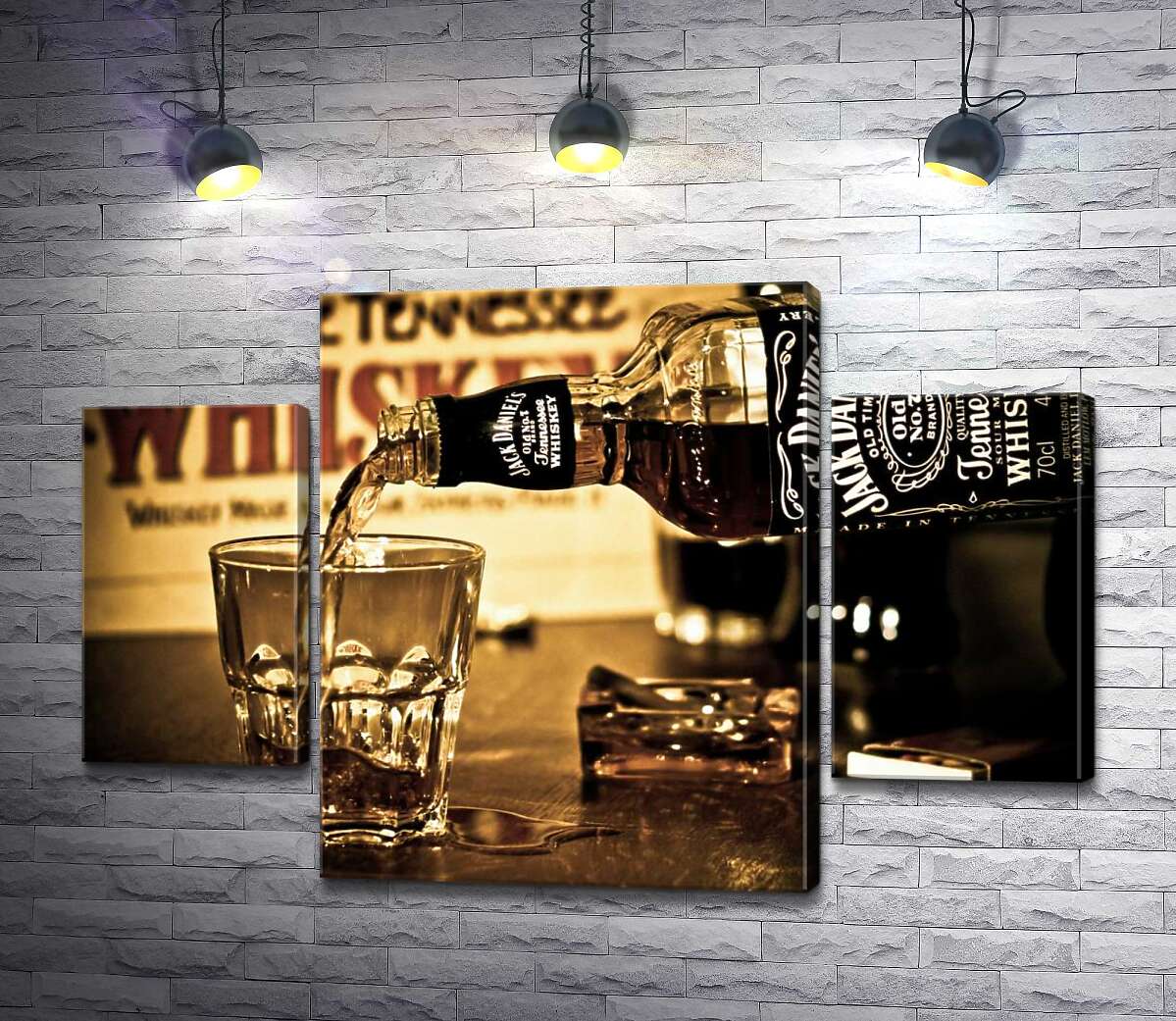 модульная картина Золотистый виски "Jack Daniel's" льется в стакан (Модуль №5)