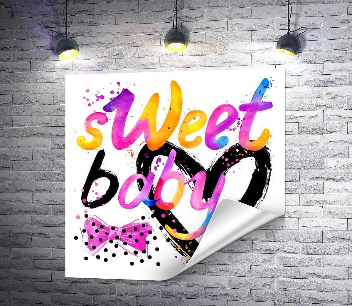 друк Напис "sweet baby" на фоні рожевого бантика та чорного серця
