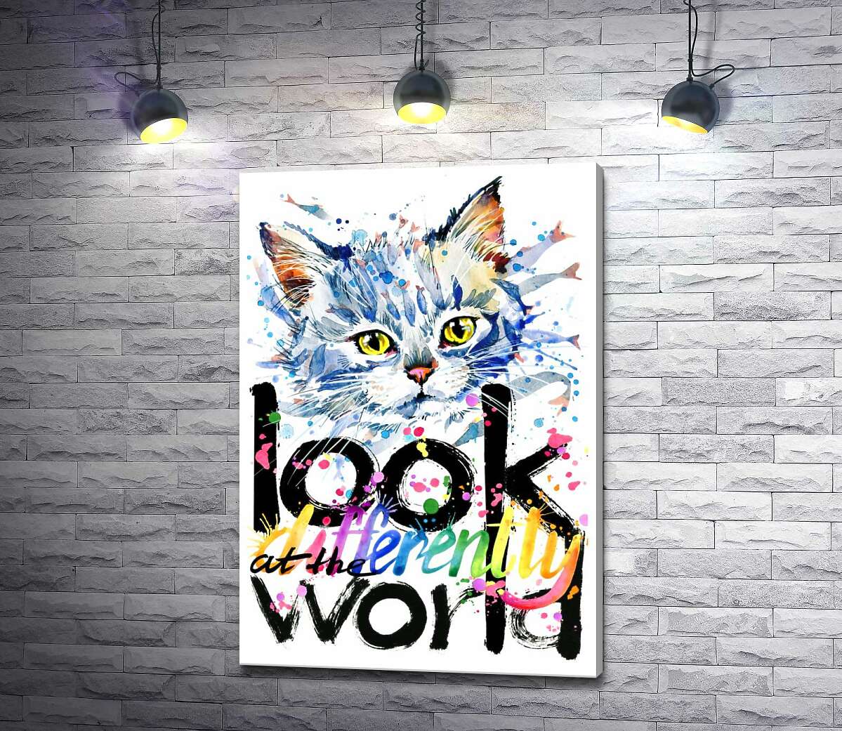 картина Серый котенок и надпись "look at the world differently"