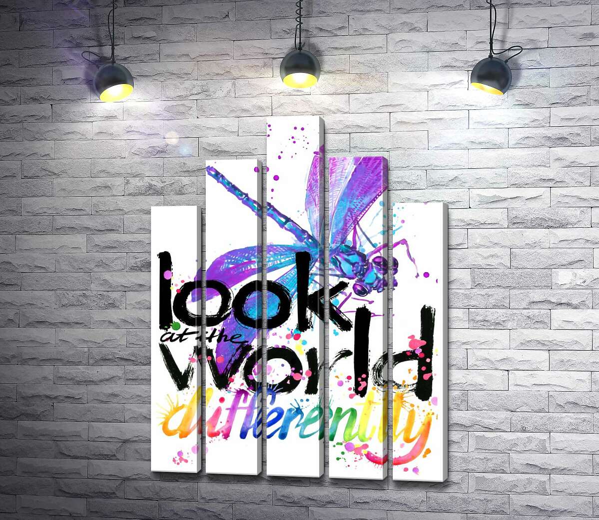 модульная картина Фиолетовое насекомое стрекоза над надписью "look at the world differently" (Модуль №29)