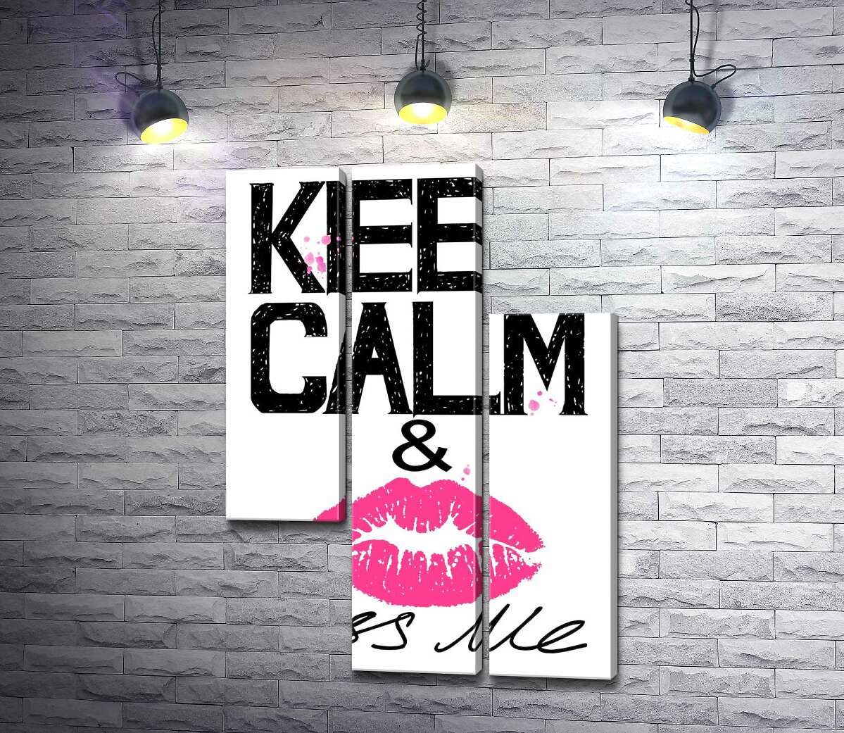 модульна картина Рожевий відбиток губ серед напису " keep calm and kiss me" (Модуль №13)