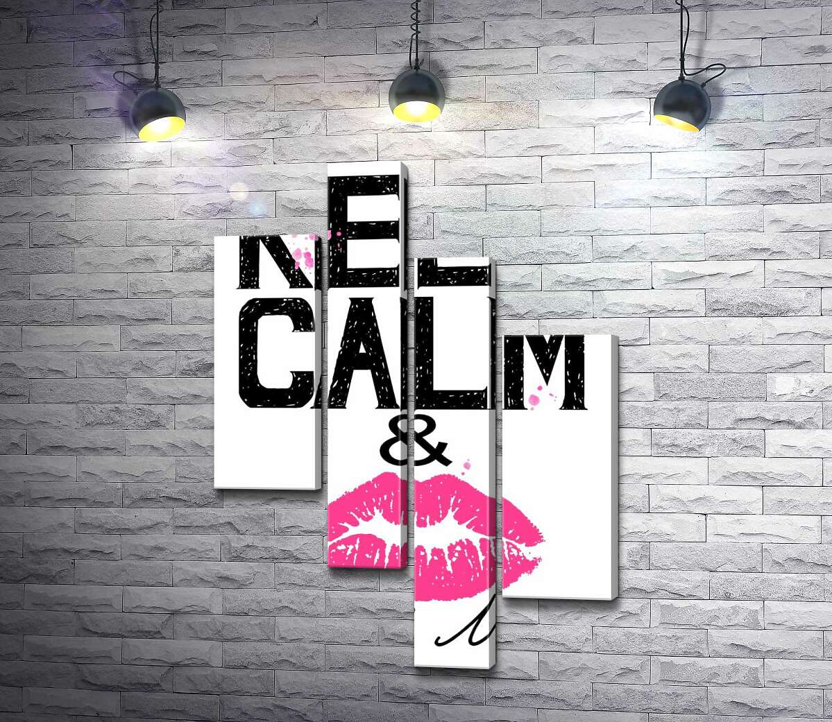 модульна картина Рожевий відбиток губ серед напису " keep calm and kiss me" (Модуль №21)