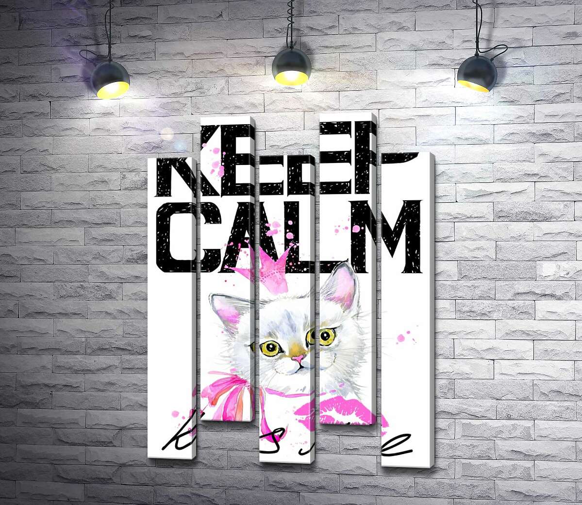 модульная картина Белая кошка-принцесса среди надписи "keep calm and kiss me" (Модуль №30)