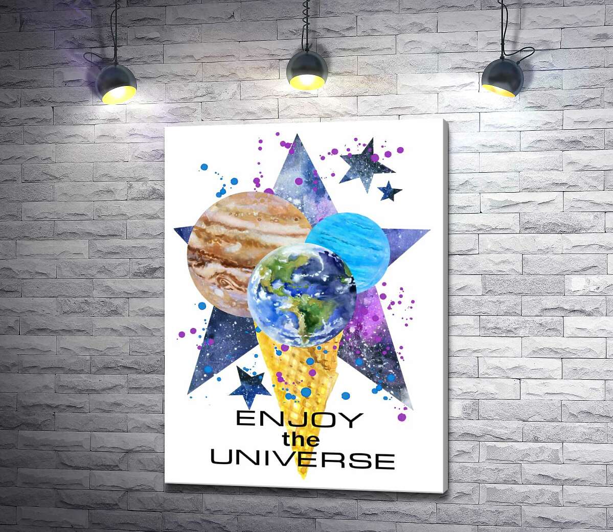 картина Три планеты в рожке мороженого на космическом фоне с надписью "enjoy the universe"
