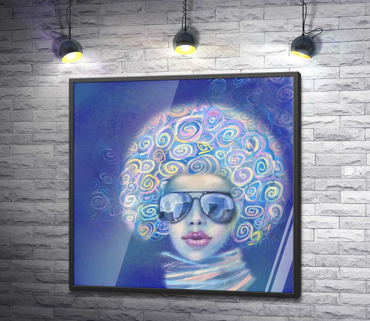постер Модная девушка в очках с голубыми кудрями