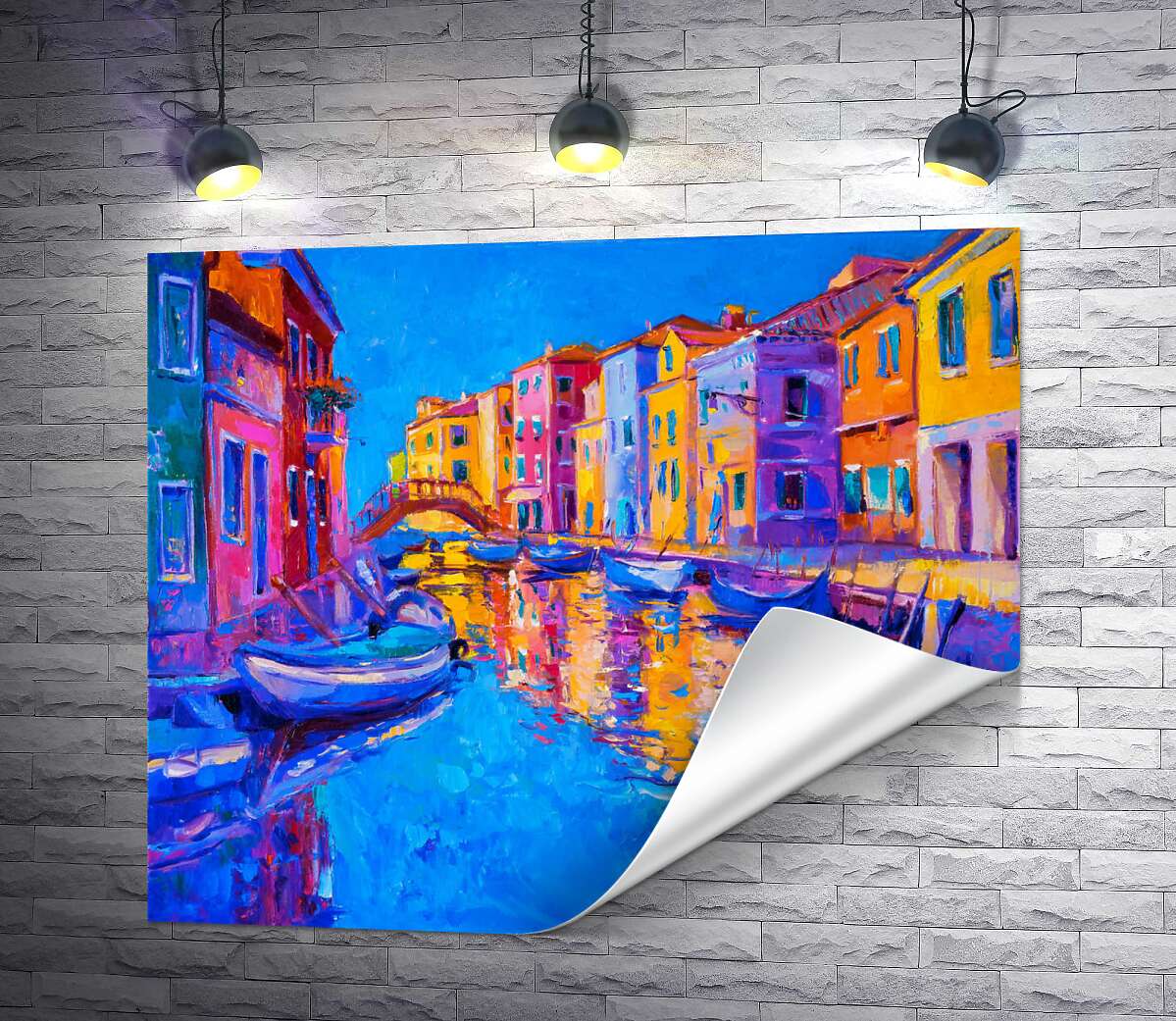 друк Яскрава вулиця кольорових будинків тягнеться вздовж венеційського каналу