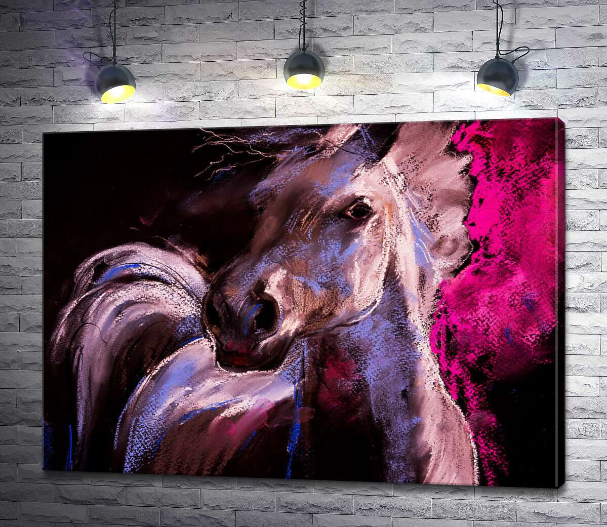 картина Розовые цвета отражаются на белой шерсти коня