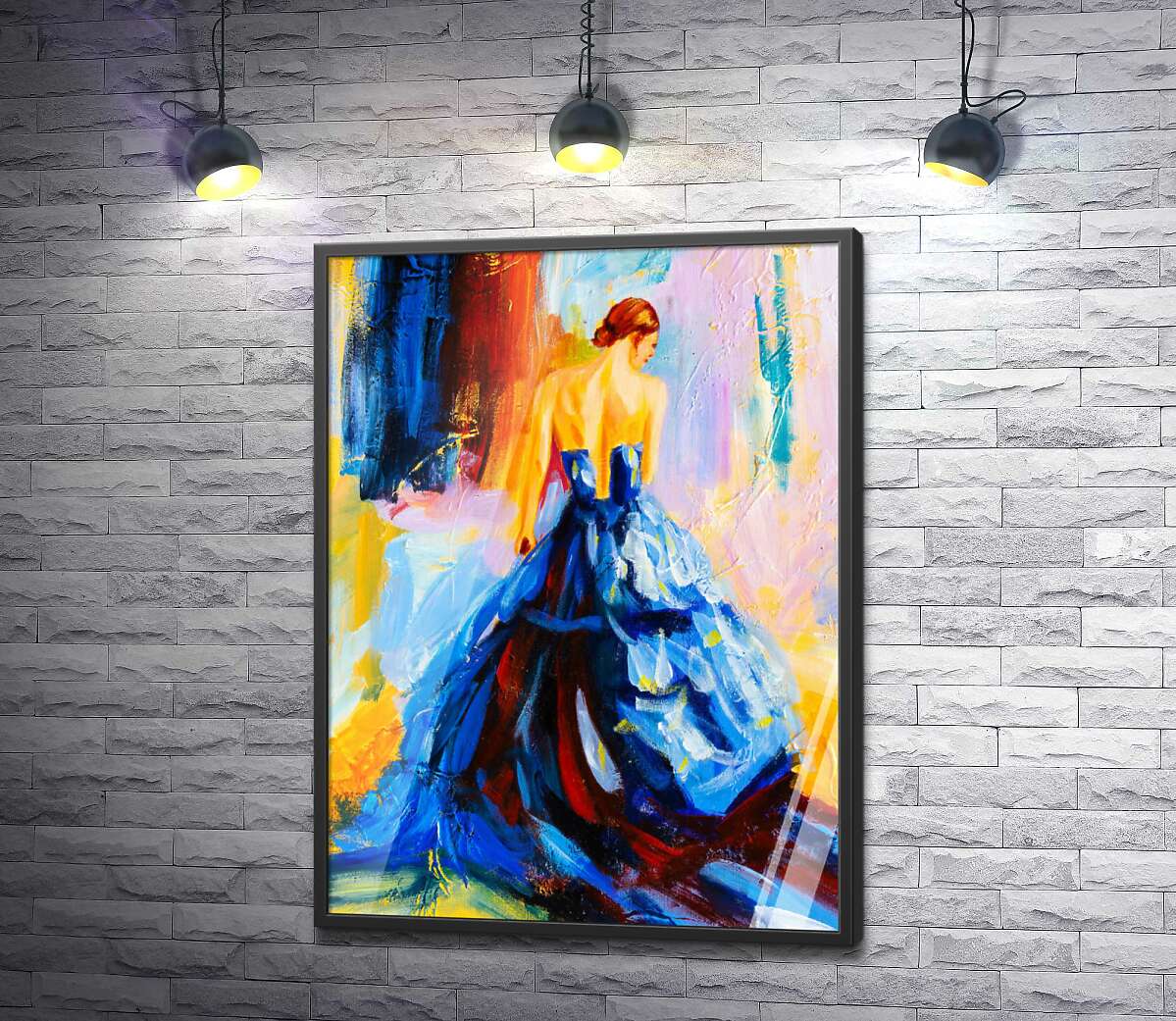 постер Витончений силует дівчини в пишній синій сукні