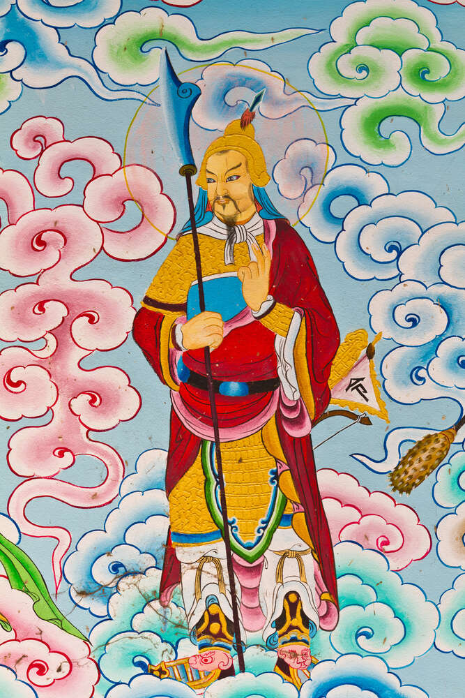картина-постер Китайский бог с копьем стоит среди облаков