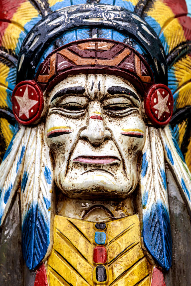картина-постер Статуя старого индейского вождя