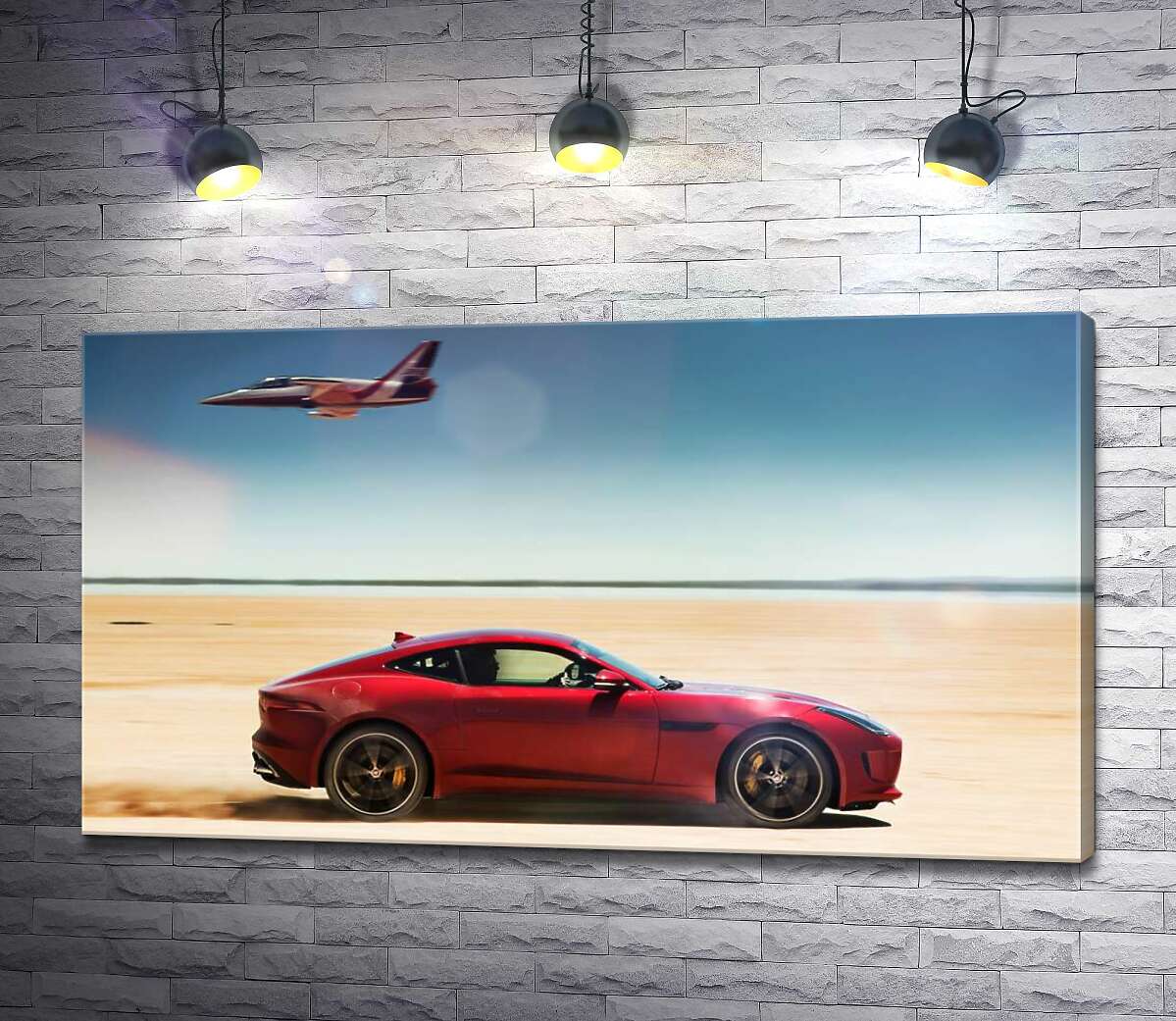картина Красный автомобиль Jaguar F-Type R разминулся с самолетом среди пустыни