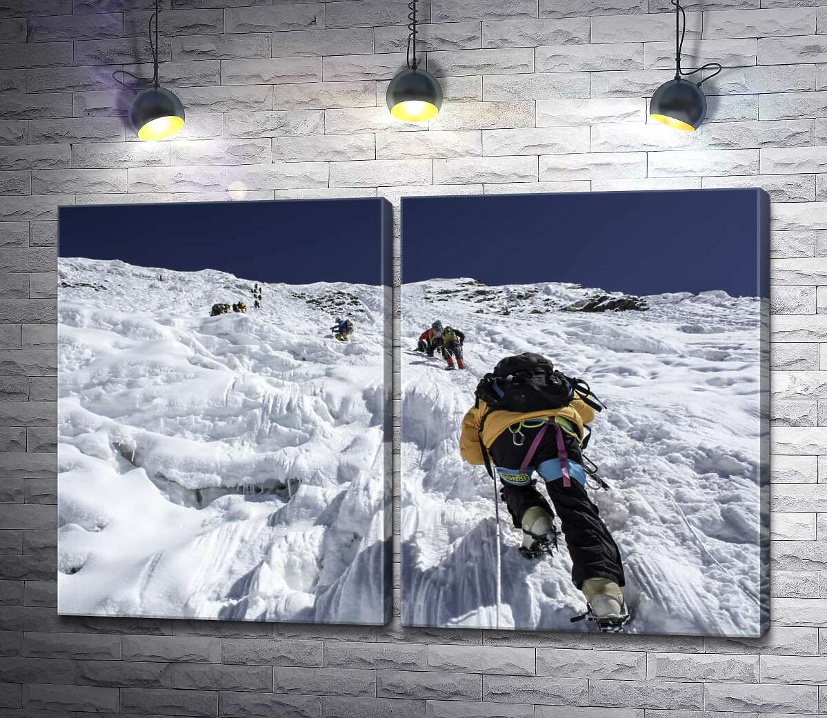модульная картина Бесстрашные альпинисты поднимаются на гору