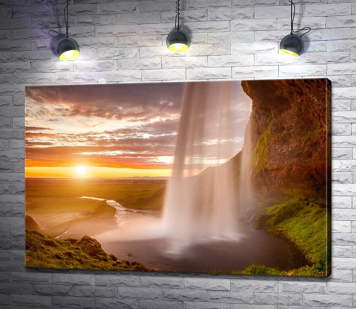 картина Воды водопада Сельяландсфосс (Seljalandsfoss) в лучах солнца