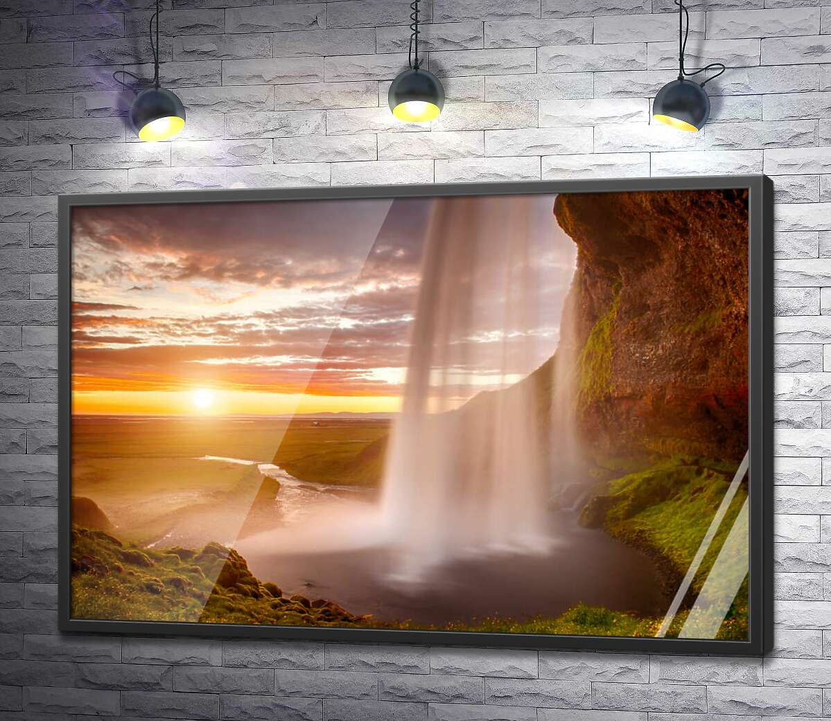 постер Воды водопада Сельяландсфосс (Seljalandsfoss) в лучах солнца
