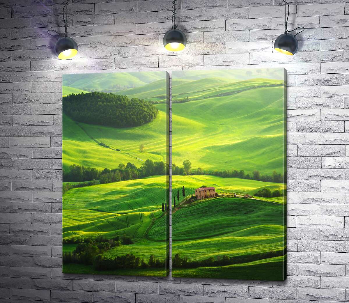 модульная картина Старинная вилла среди зеленых летних холмов