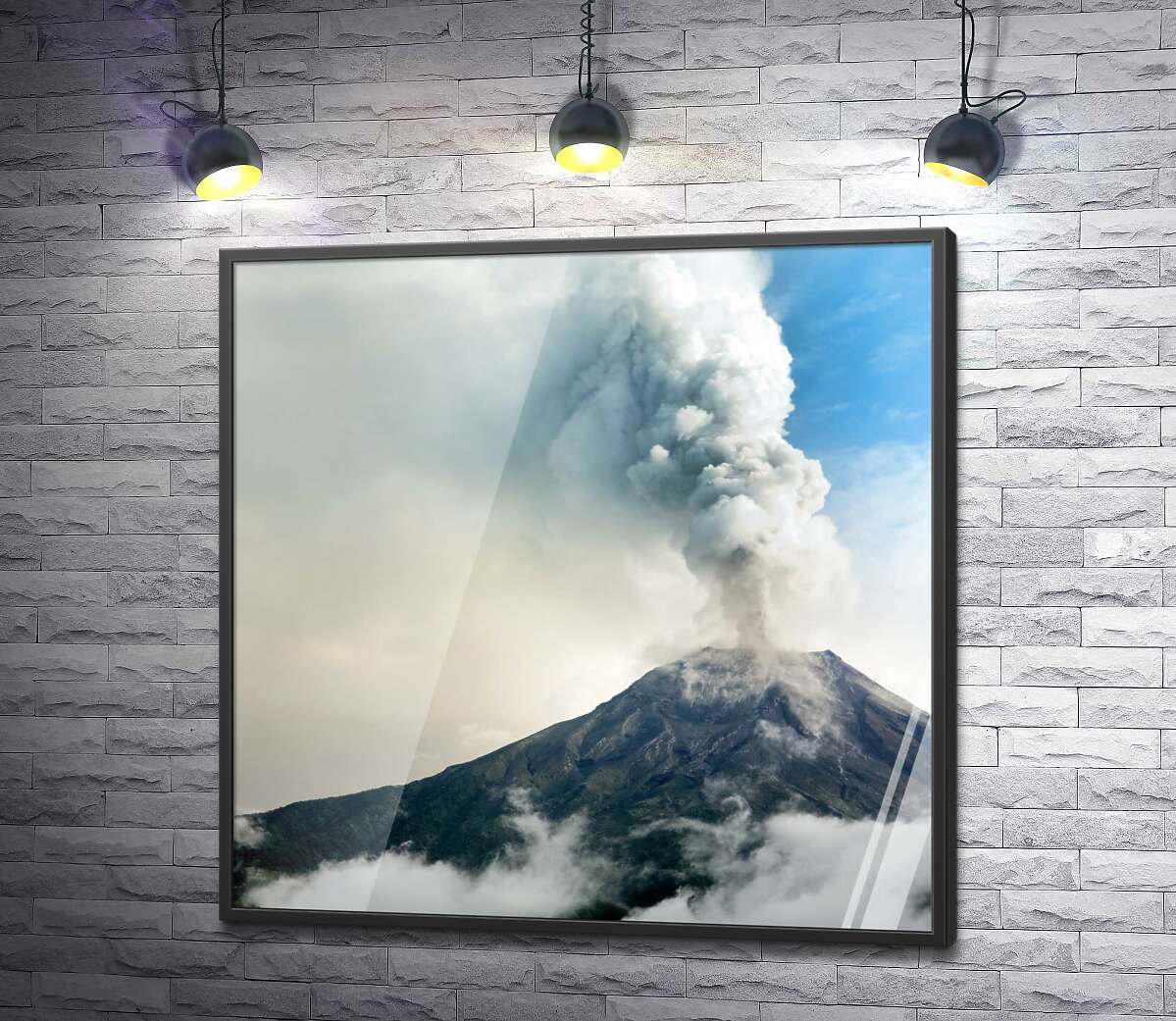постер Грізний вулкан випускає пари диму