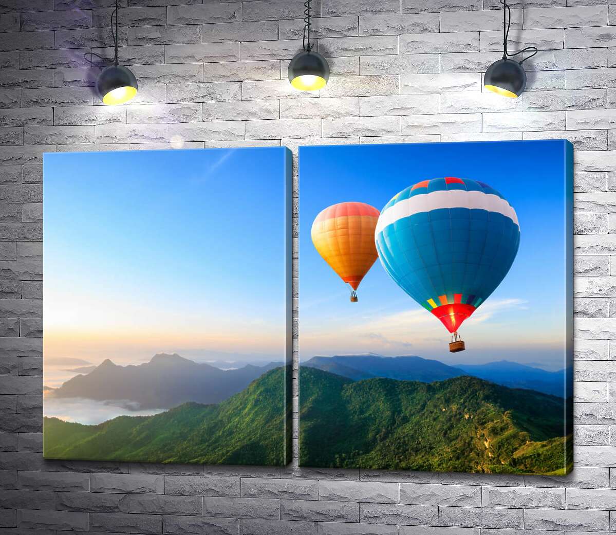 модульна картина Дві повітряні кулі літають над оксамитовими горами