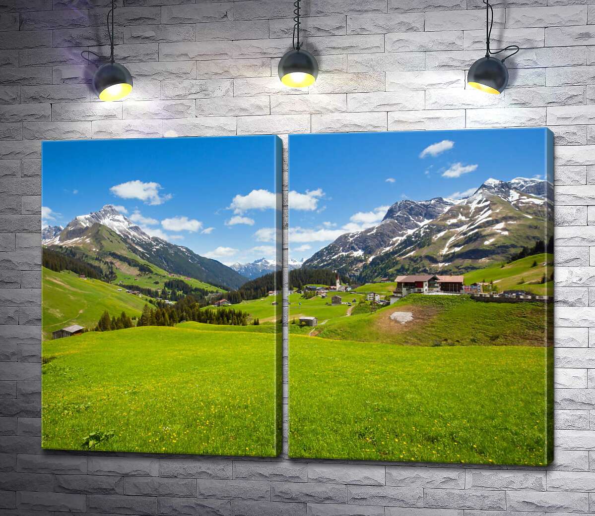 модульная картина Маленькая деревня стоит среди зеленых сочных альпийских лугов