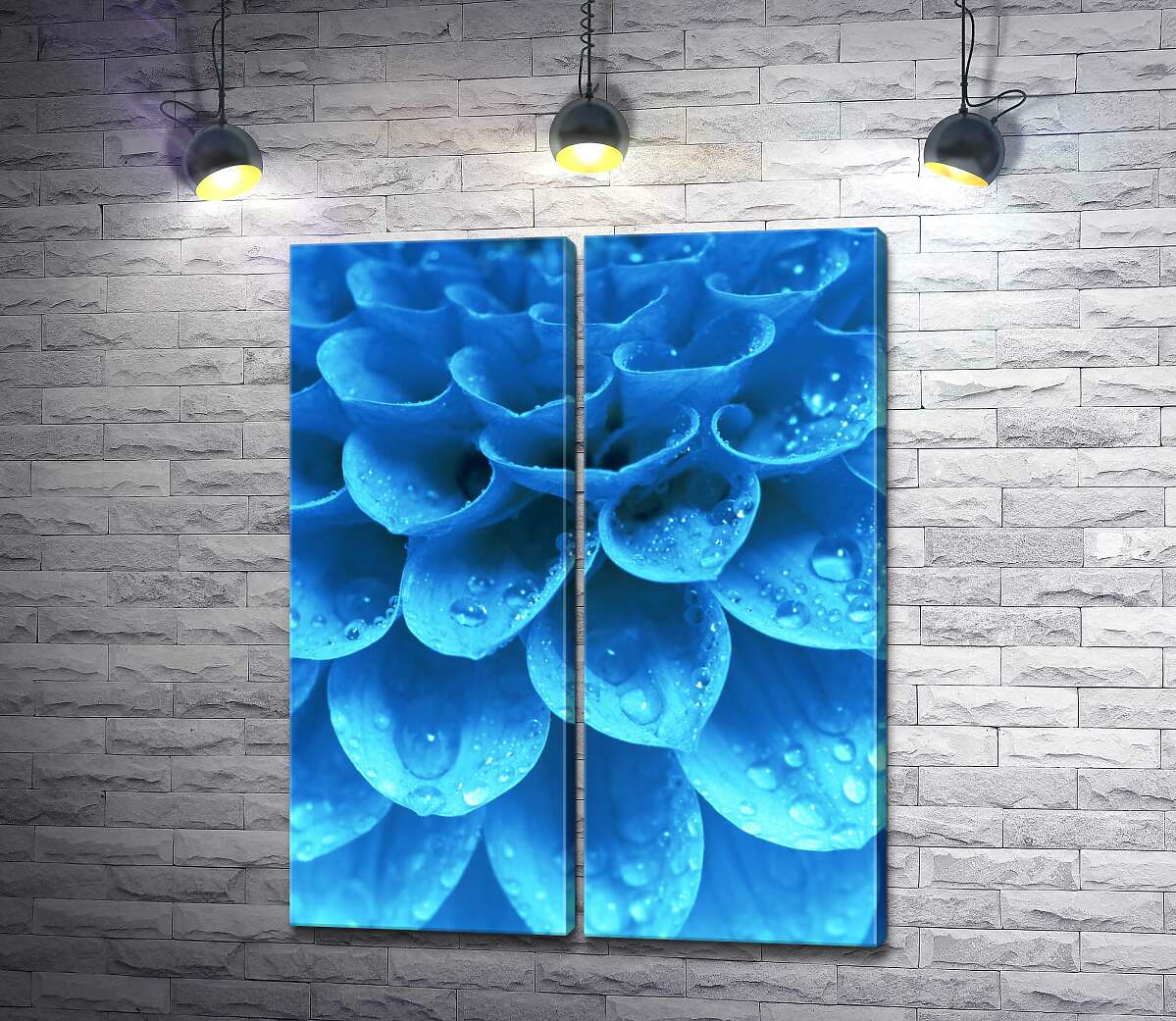 модульная картина Слои хрупких лепестков голубой георгины