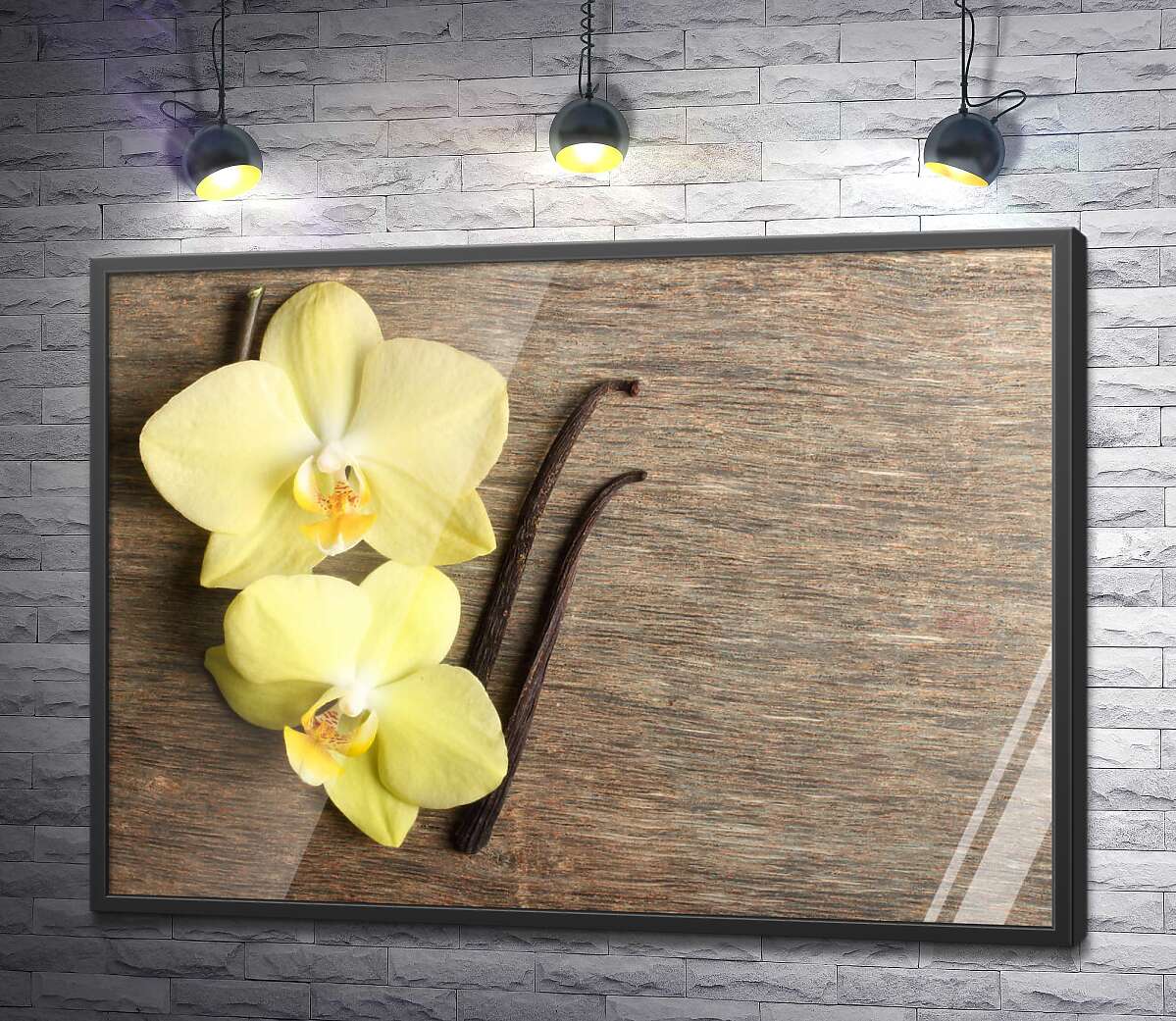 постер Желтые орхидеи среди стручков ванили