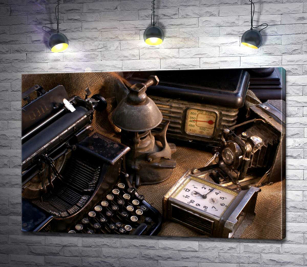 картина Ретро-атмосфера среди пишущей машинки, часов и фотоаппарата