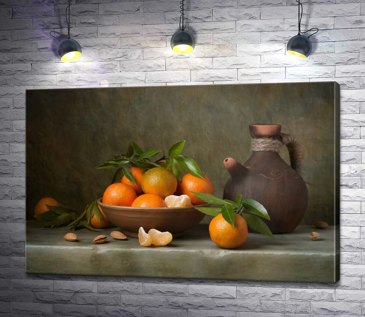 картина Сочные мандарины в тарелке рядом с глиняным кувшином