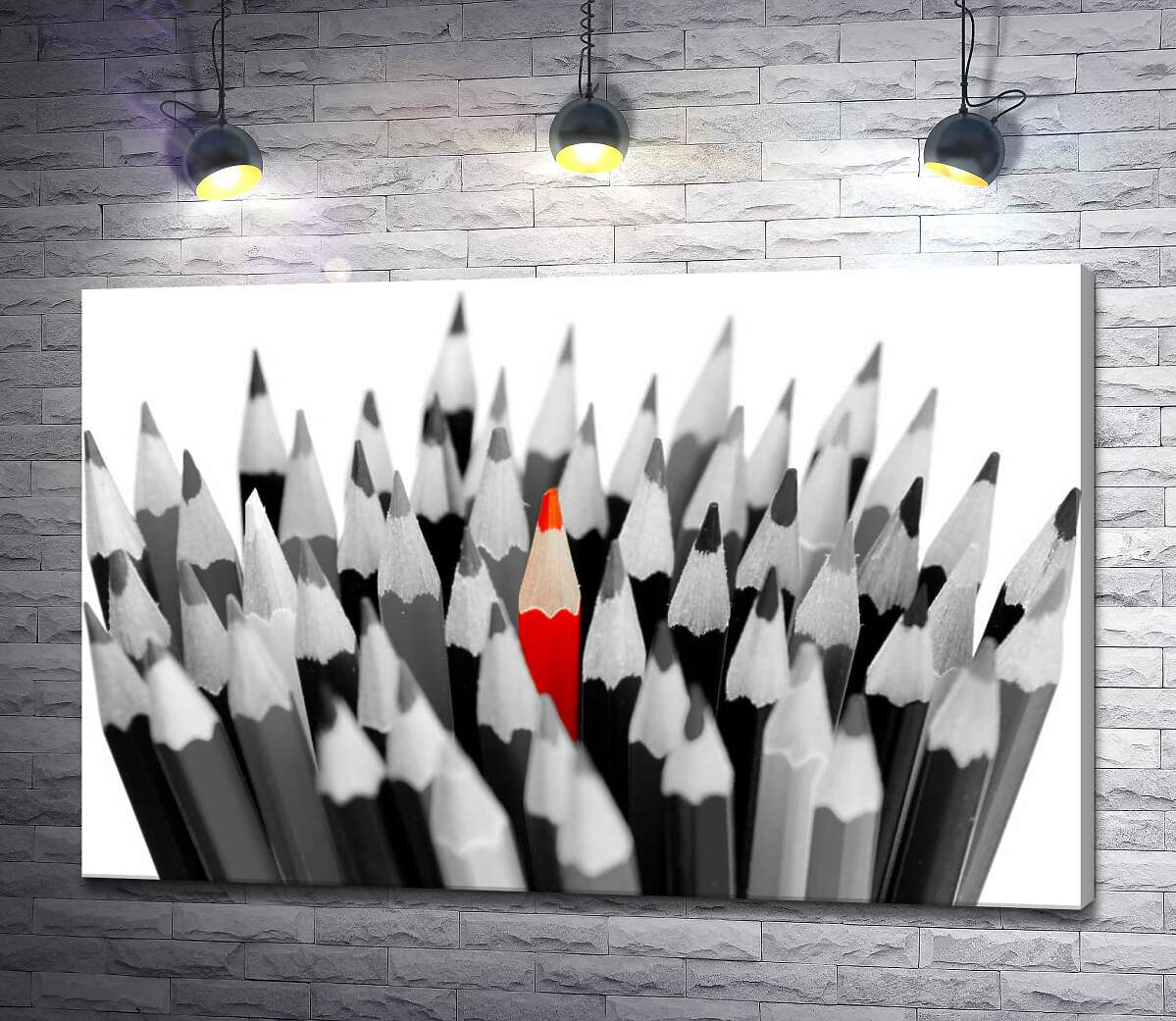 картина Красная яркость цвета среди серого сходства карандашей