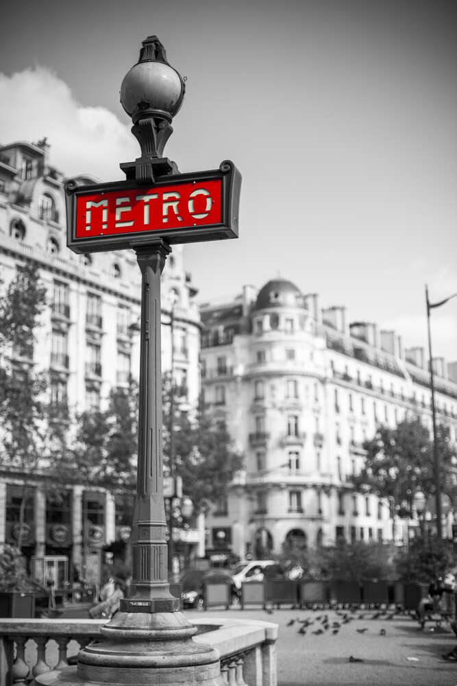 картина-постер Вишуканий червоний значок паризького метро