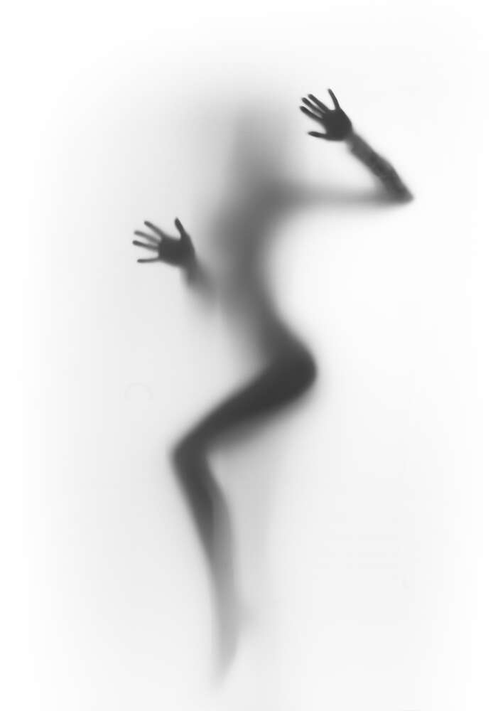картина-постер Эротические изгибы женского силуэта за стеклом