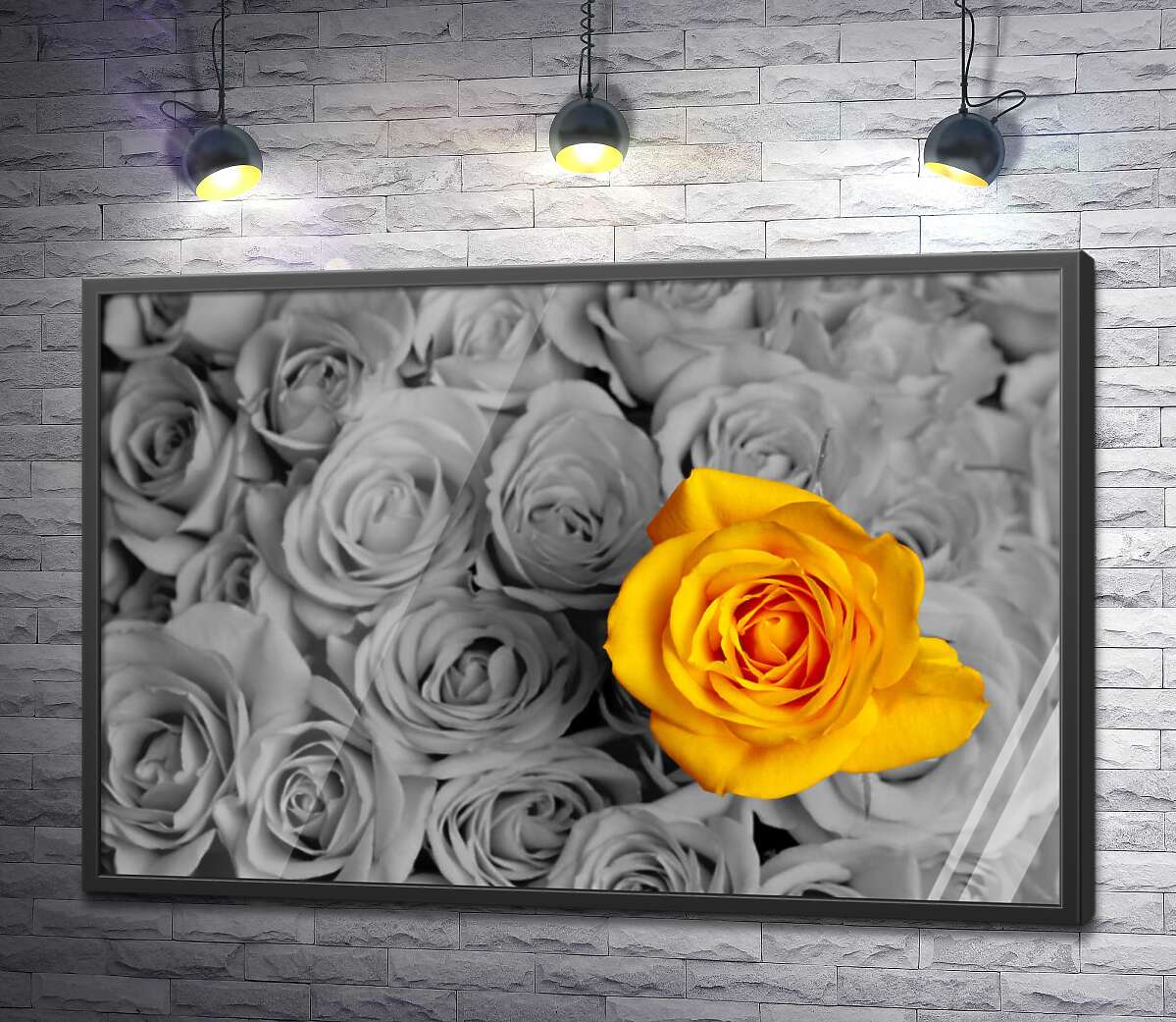 постер Сонячні пелюстки жовтої троянди у букеті