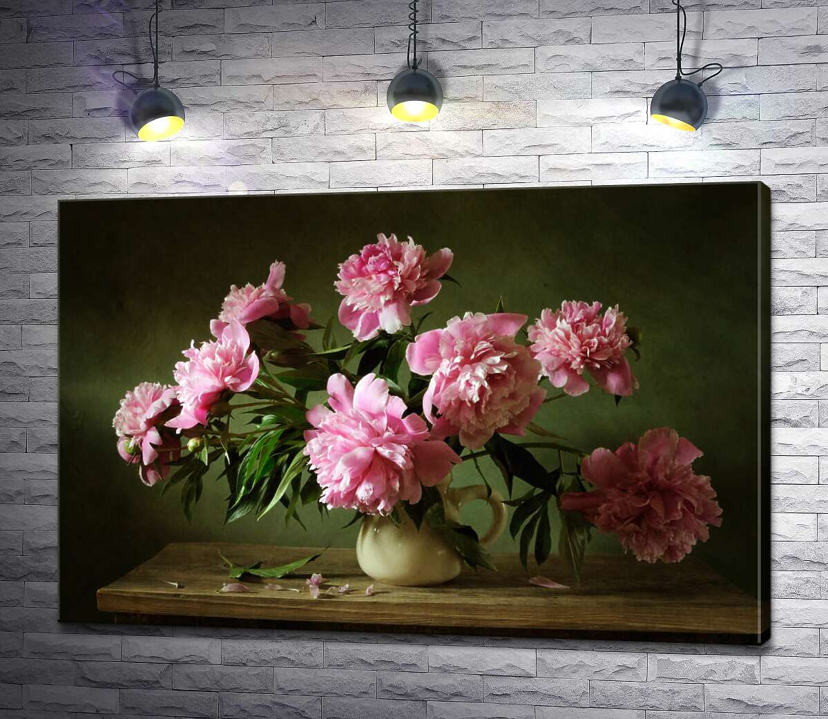 картина Шелковистые лепестки розовых пионов в нежном букете