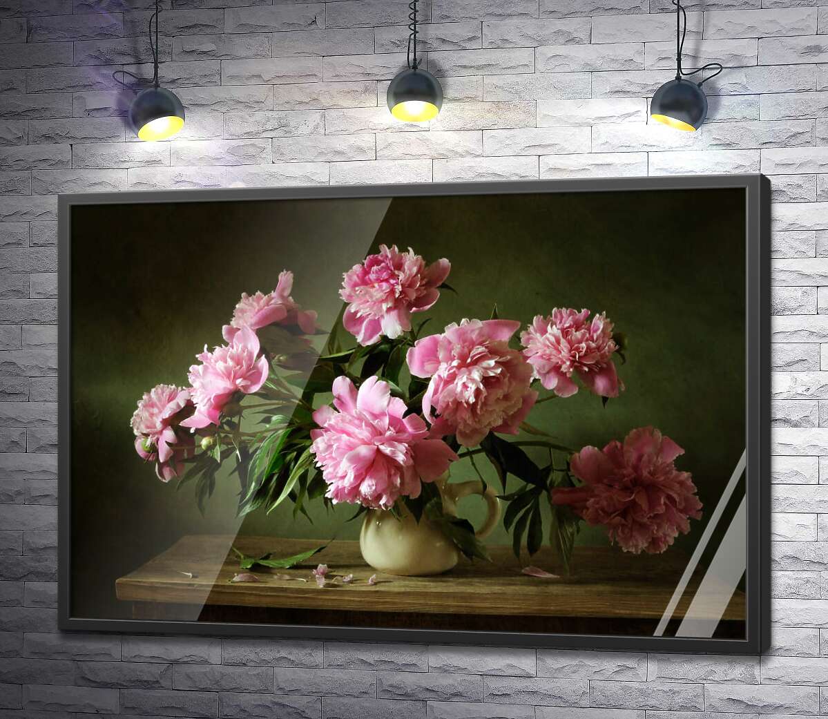 постер Шелковистые лепестки розовых пионов в нежном букете