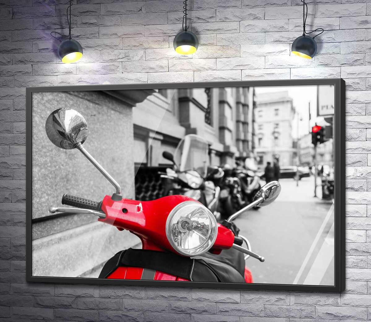 постер Яркий руль красного скутера