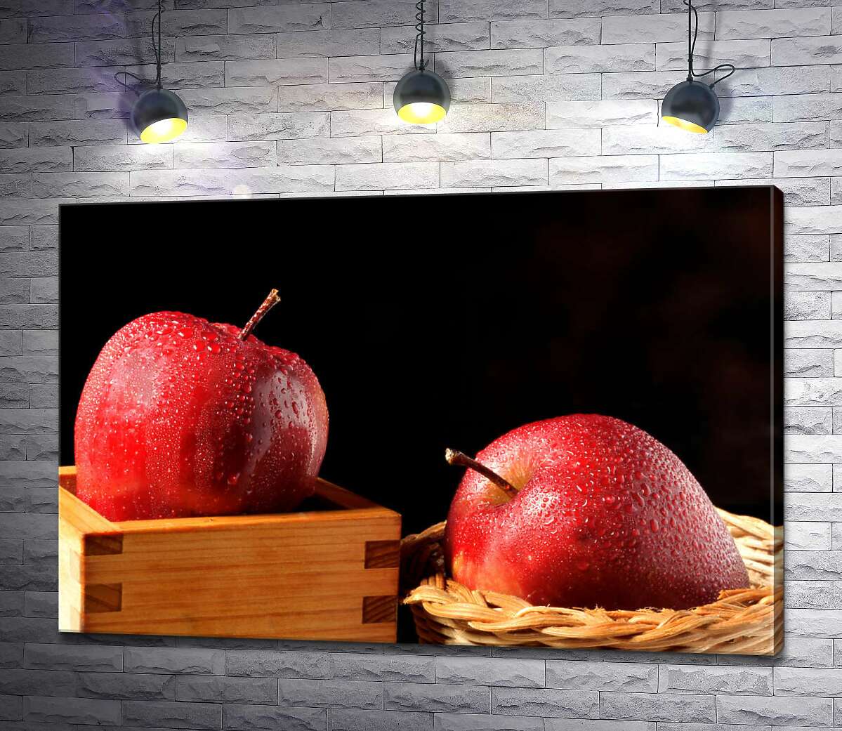 картина Два сочных яблока умытые прозрачной росой