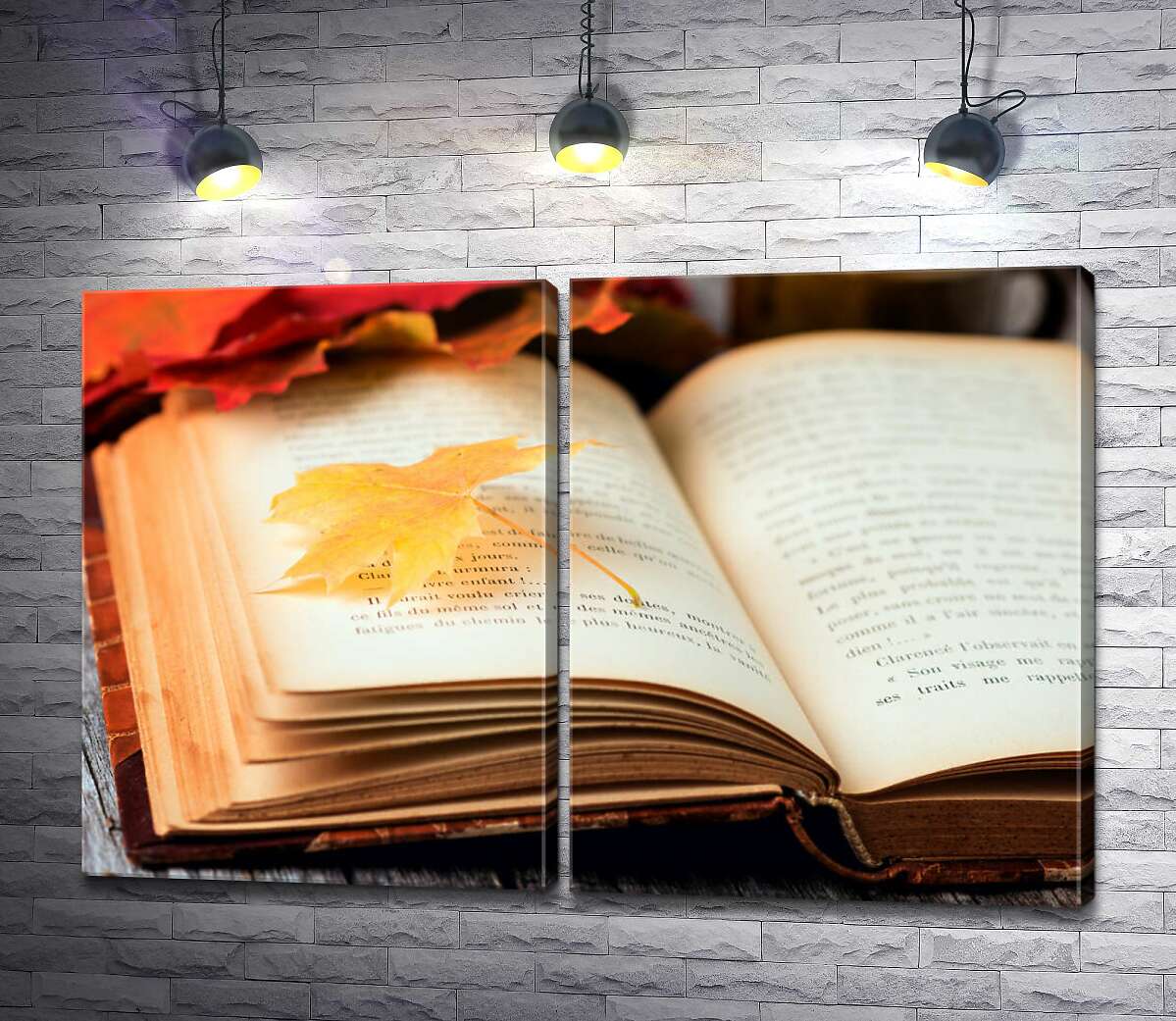модульна картина Жовтий кленовий листочок лежить на сторінці книги