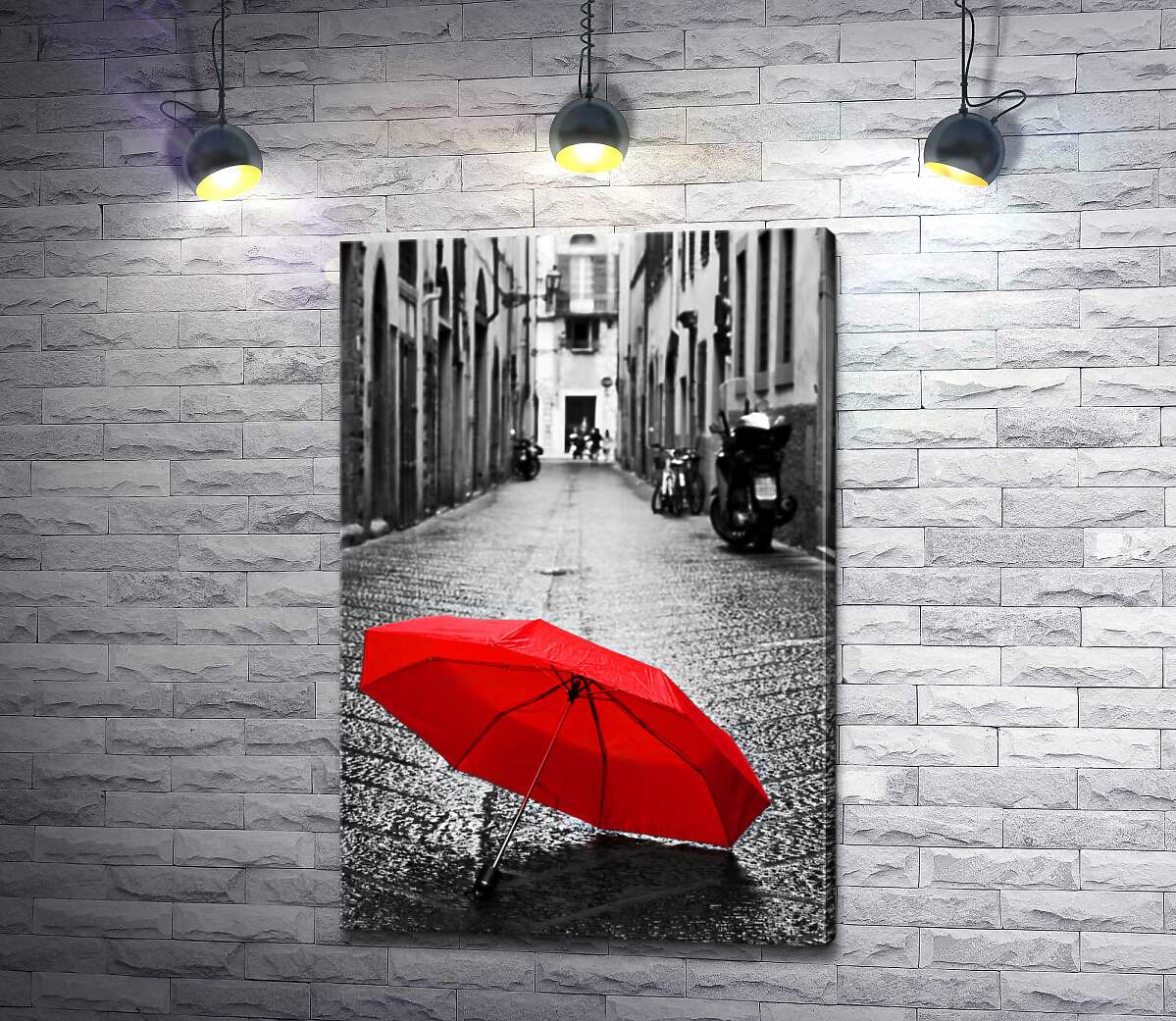 картина Яркий зонтик среди мрачной улицы
