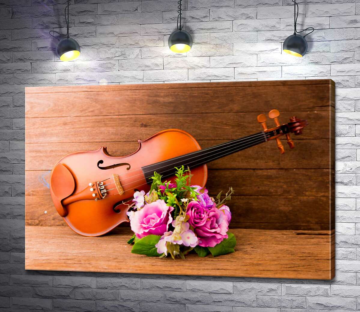 картина Изысканные изгибы скрипки украшены букетом роз