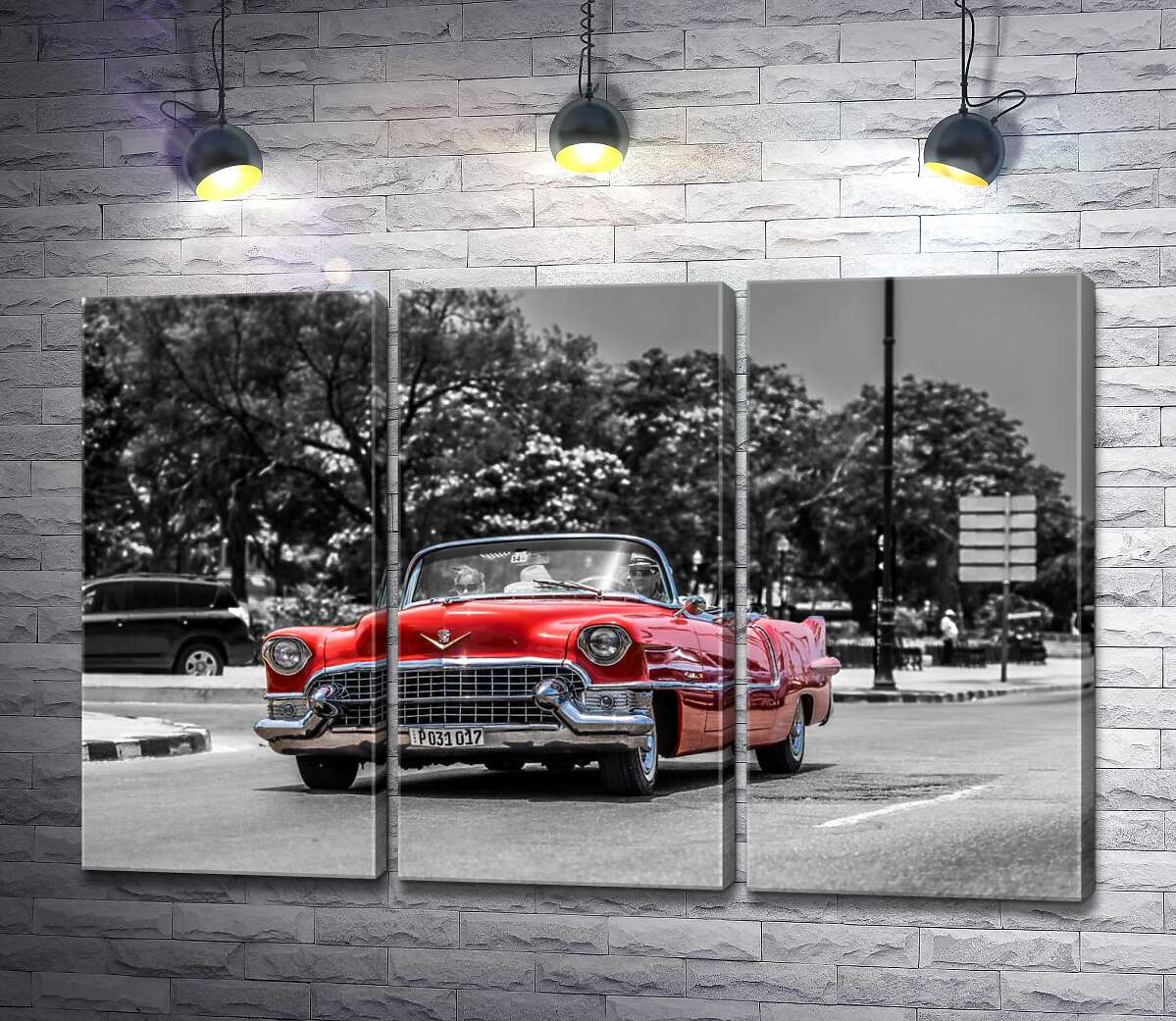 модульна картина Червоний Cadillac Eldorado їде широкою міською дорогою